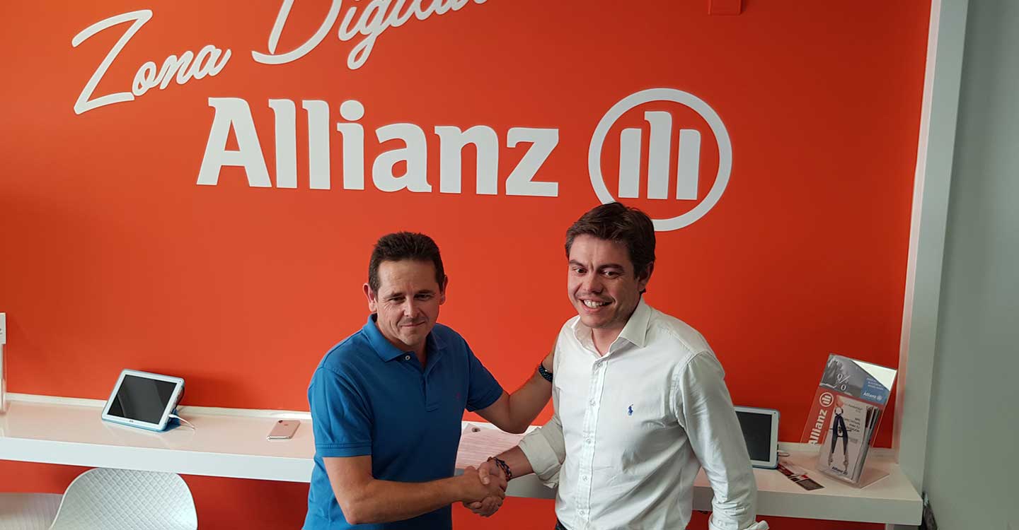 Allianz Jiménez Valentín seguirá siendo este año el colaborador principal del CBT Básket Atlético Tomelloso 