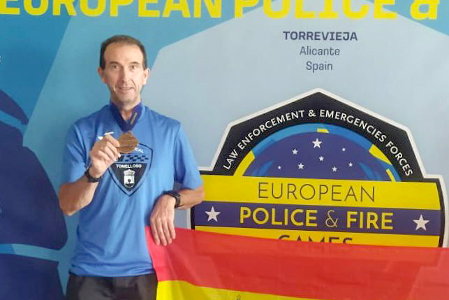 Antonio Morales, medalla de broce en 5.000 metros en los European Police celebrados en Torrevieja
