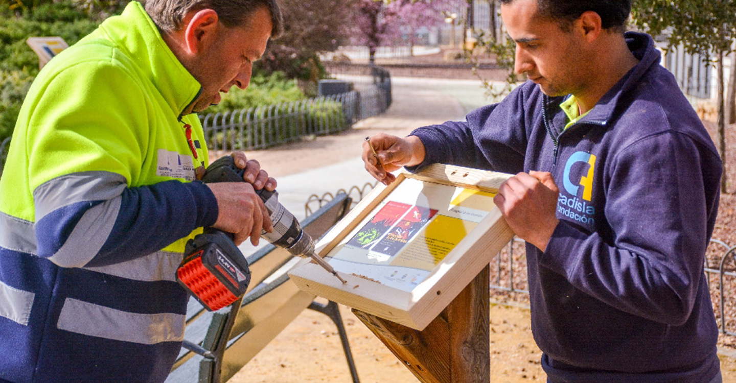 Ayuntamiento y Fundación Cadisla renuevan el contrato de mantenimiento y conservación de zonas verdes