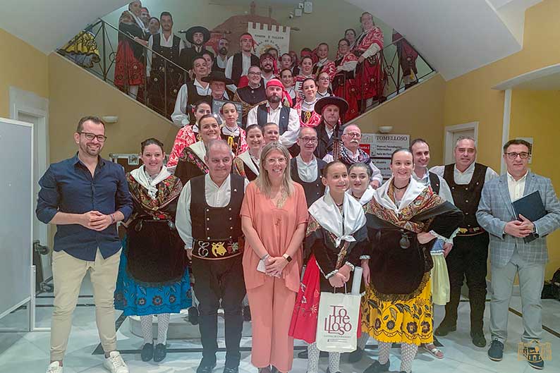 Inmaculada Jiménez da la bienvenida a los grupos participantes en el XLI Festival de Folclore “Ciudad de Tomelloso”
