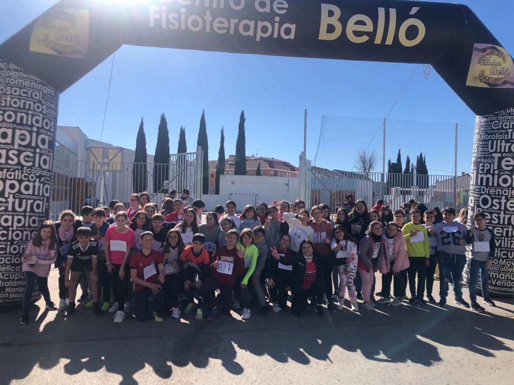 Tras dos años de parón se ha celebrado la carrera homenaje a Félix Grande en el centro educativo que lleva su nombre