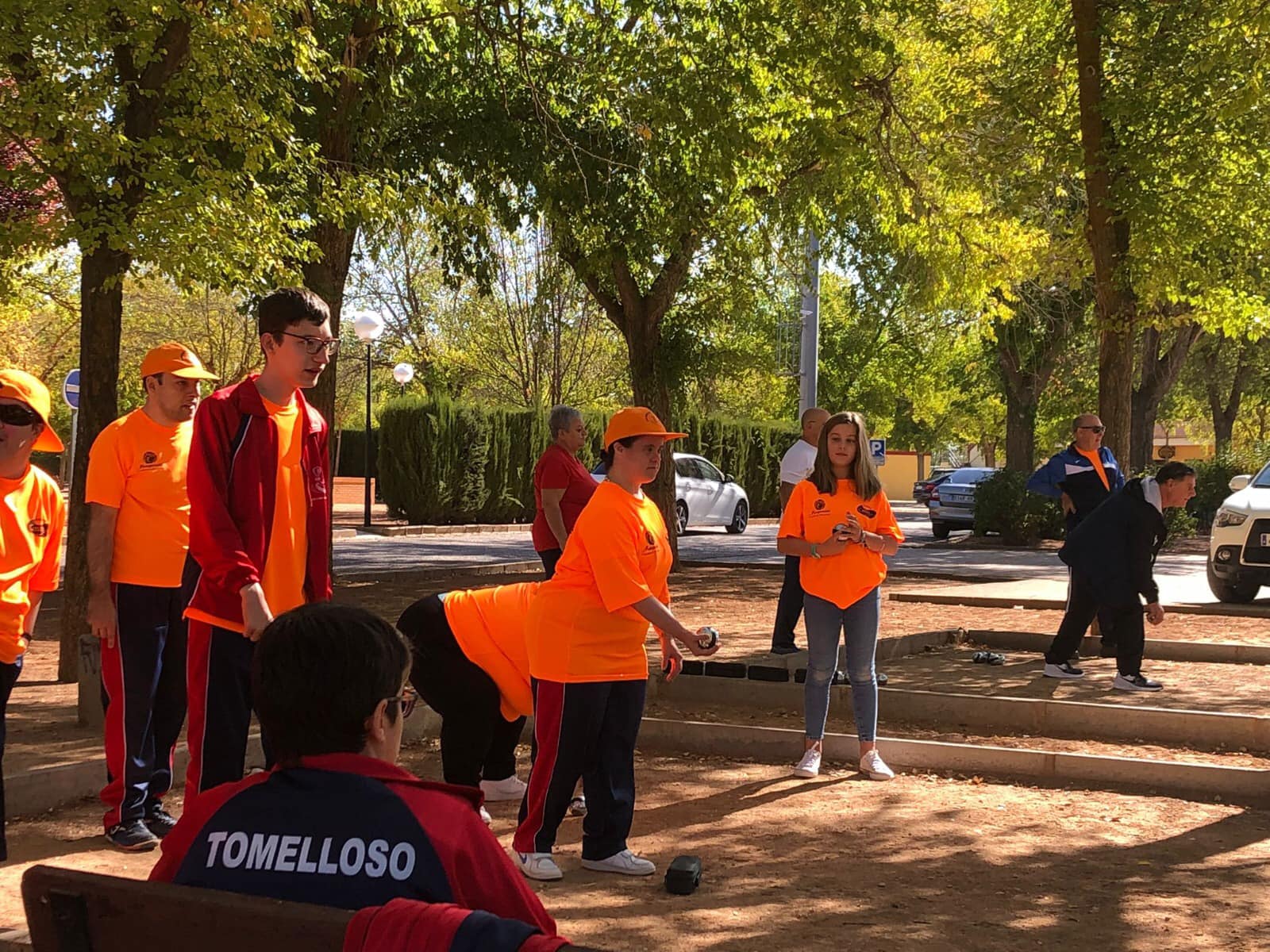 El Club Deportivo “Los Delfines” celebra su Asamblea General y practica la petanca dentro de la Semana Europea del Deporte