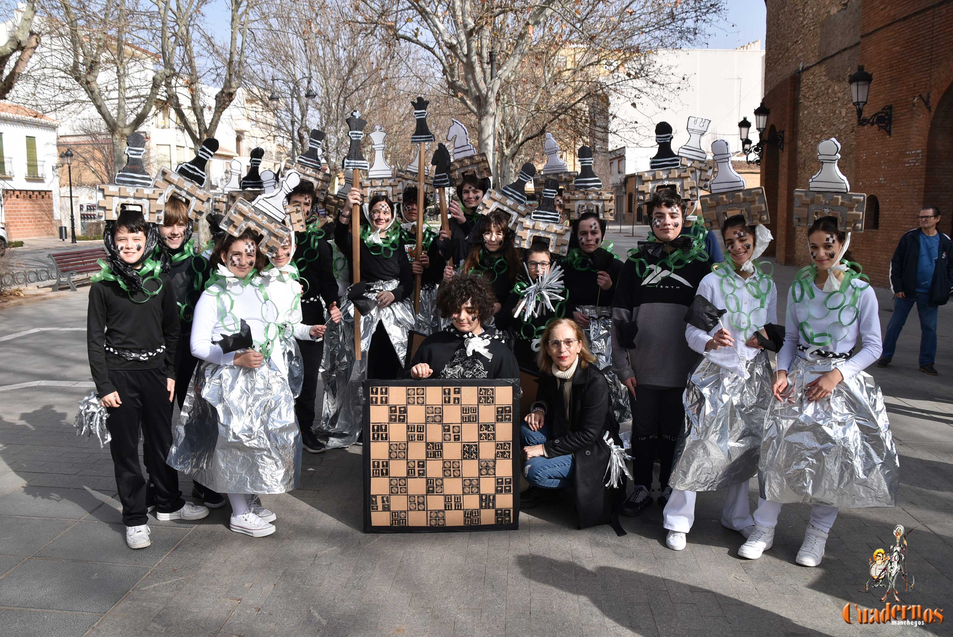 4 centros educativos de la ciudad participan en el III Concurso de Traje de Carnaval "Diviértete Reciclando y Diseñando"