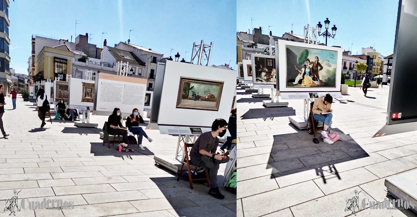 Más de 80 alumnas y alumnos de 1º y 2º de Bachillerato de la Escuela de Arte y Superior de Diseño ‘Antonio López’, de Tomelloso, están utilizando la muestra de la Exposición El Prado en las calles como aula de dibujo al aire libre