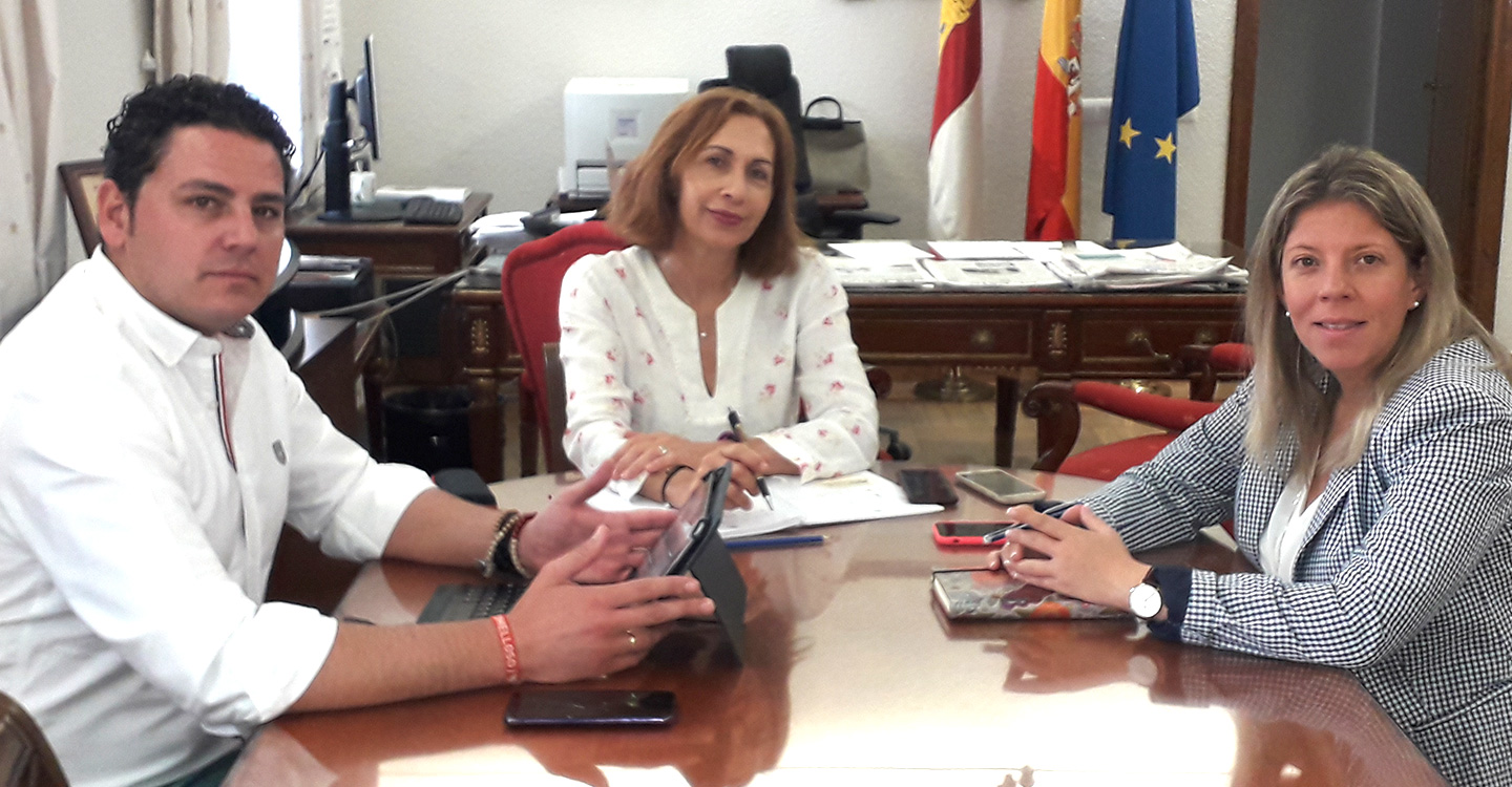Encuentro entre la subdelegada del Gobierno y la alcaldesa de Tomelloso 