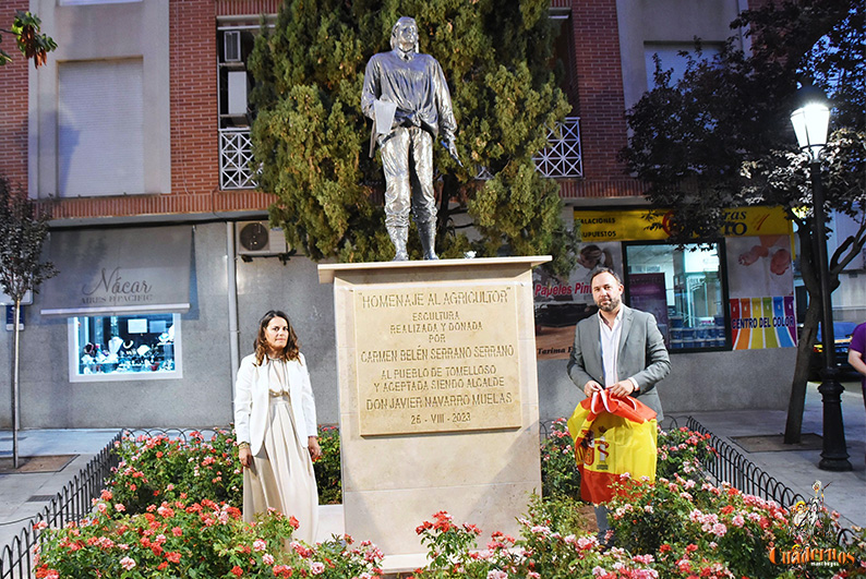 Inaugurado en Tomelloso un monumento escultórico que rinde homenaje al agricultor