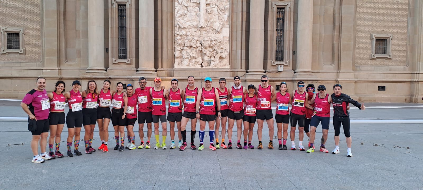 Nuevo éxito de los atletas del Manchathon en la Marathon de Zaragoza 2024