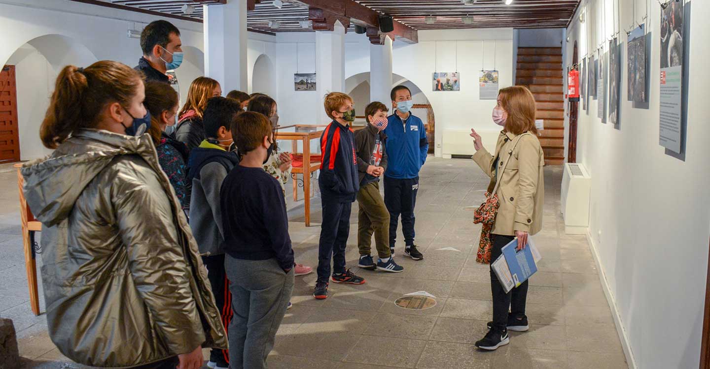 Últimos días para visitar la exposición fotográfica “El Cambio Climático y los ODS” en Tomelloso
