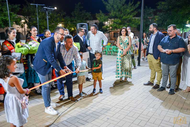 Mucho público e ilusión a raudales en el inicio de las fiestas del Barrio del Carmen de Tomelloso
