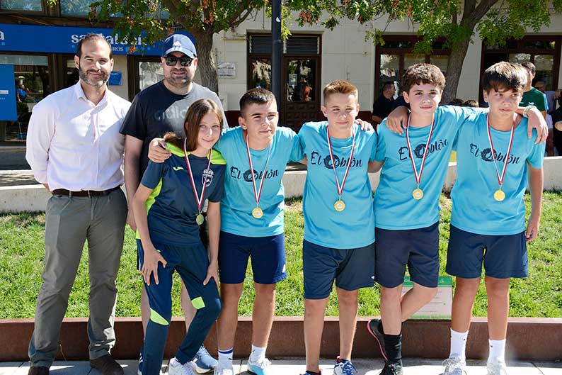 Fútbol 3 x 3 de altura en la plaza de España de Tomelloso
