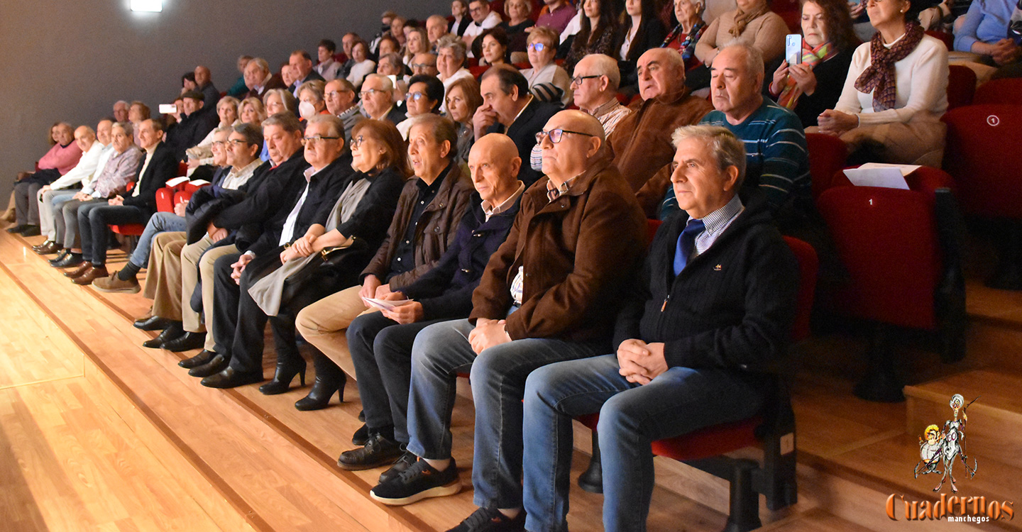 Un emotivo homenaje a los trabajadores jubilados del Ayuntamiento de Tomelloso