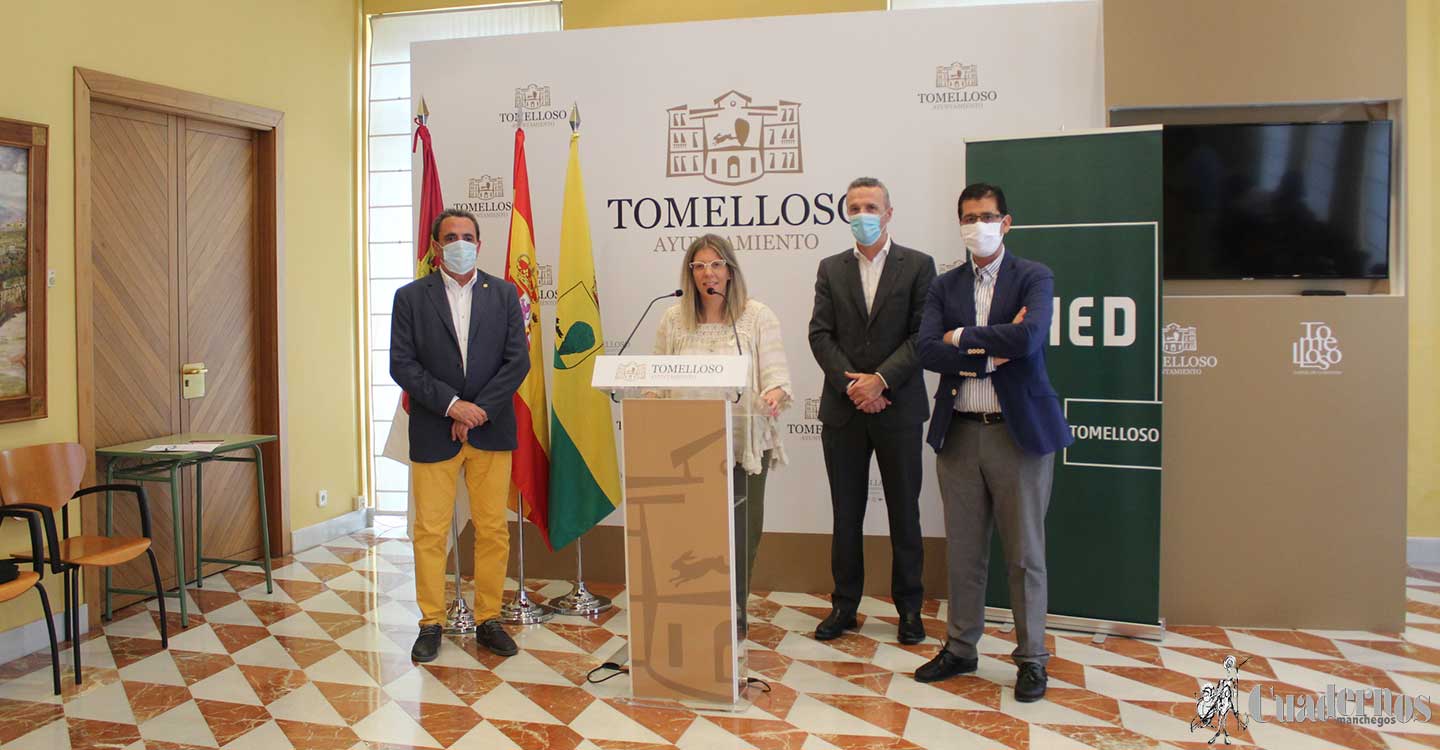 Inmaculada Jiménez : El pleno de hoy es la materialización del trabajo y el compromiso tanto del Ayuntamiento de Tomelloso y la Diputación Provincial, como de la UNED con la ciudad