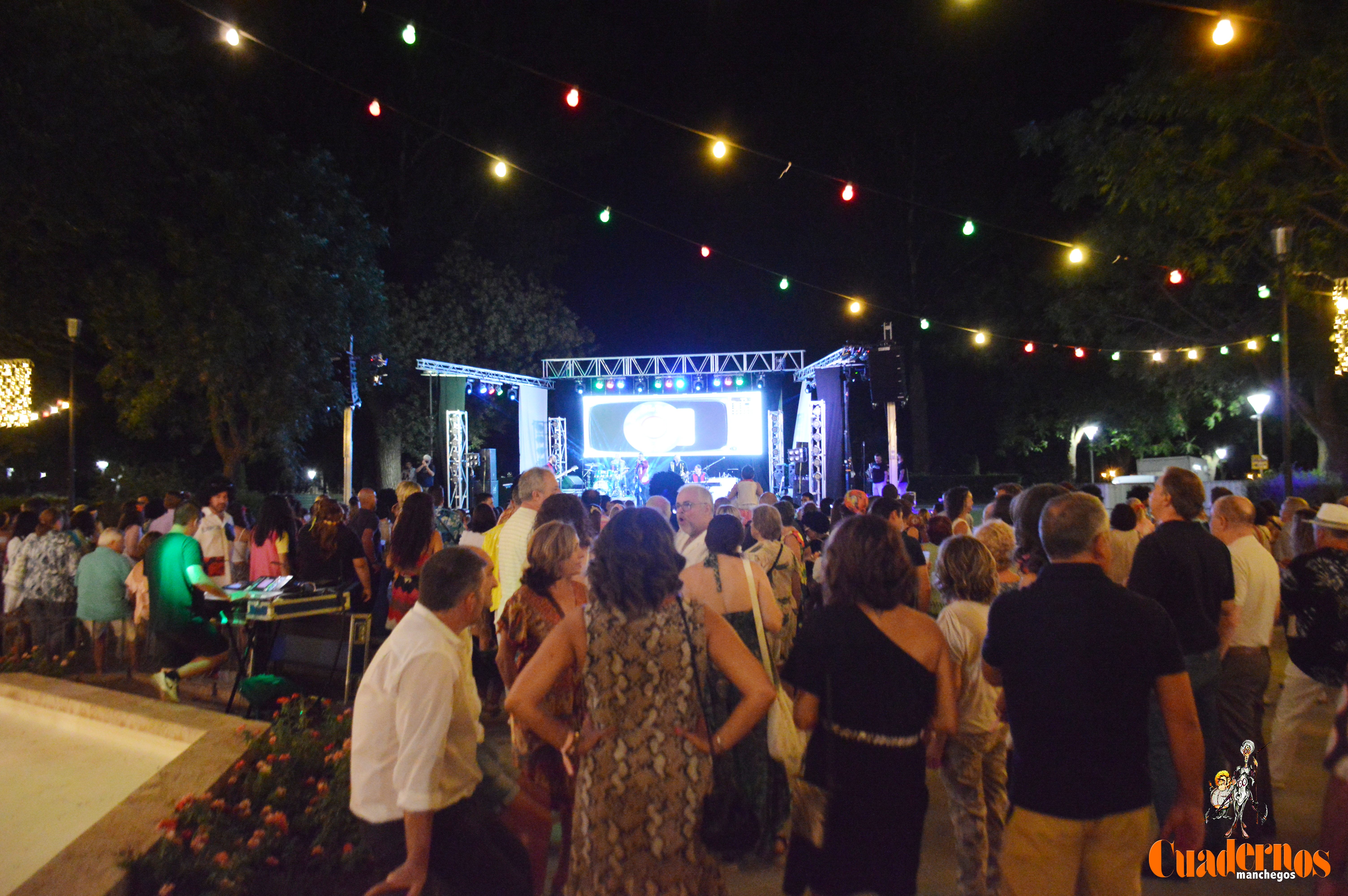 Magnífica noche de fiesta con la celebración de la 13 edición del Guateque de Tomelloso