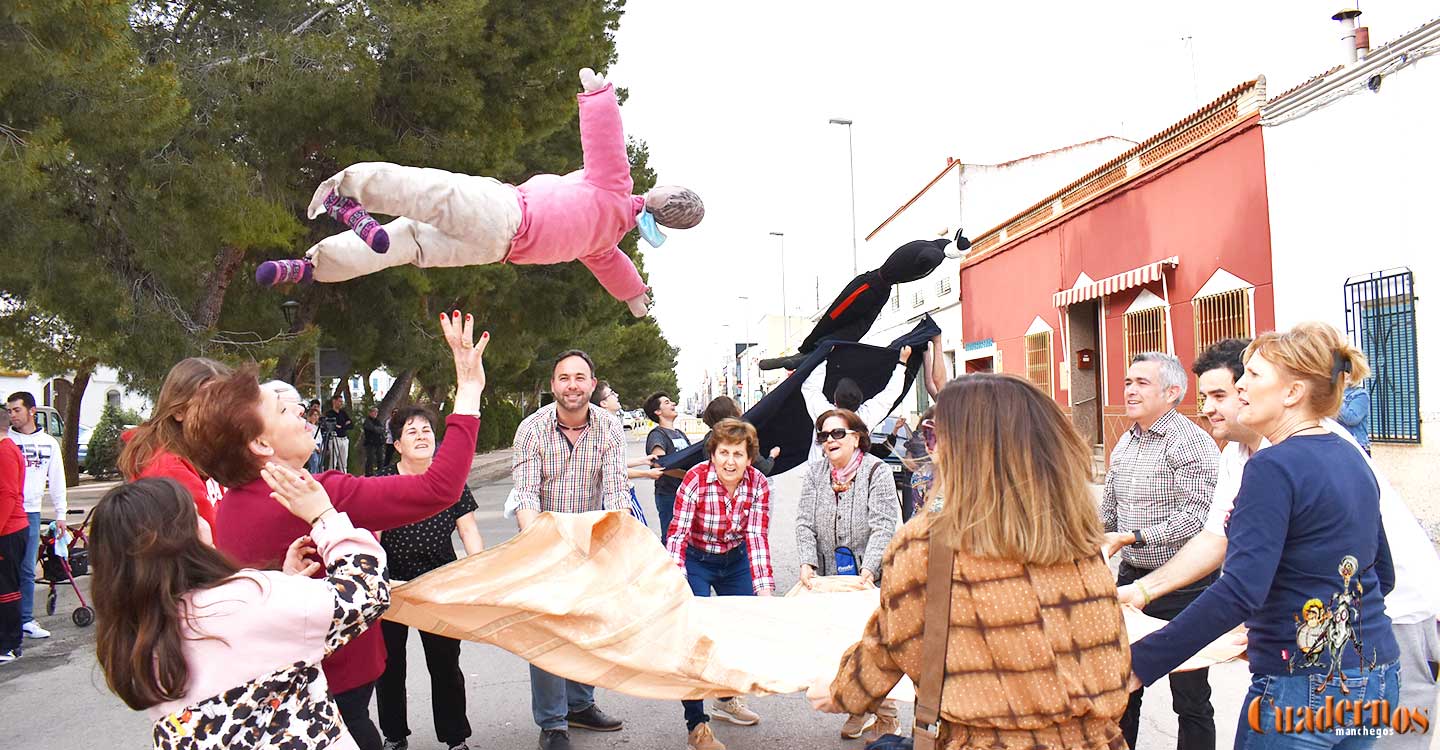 El 31 de marzo no quedes con nadie, mantea el pelele en el Barrio Maternidad