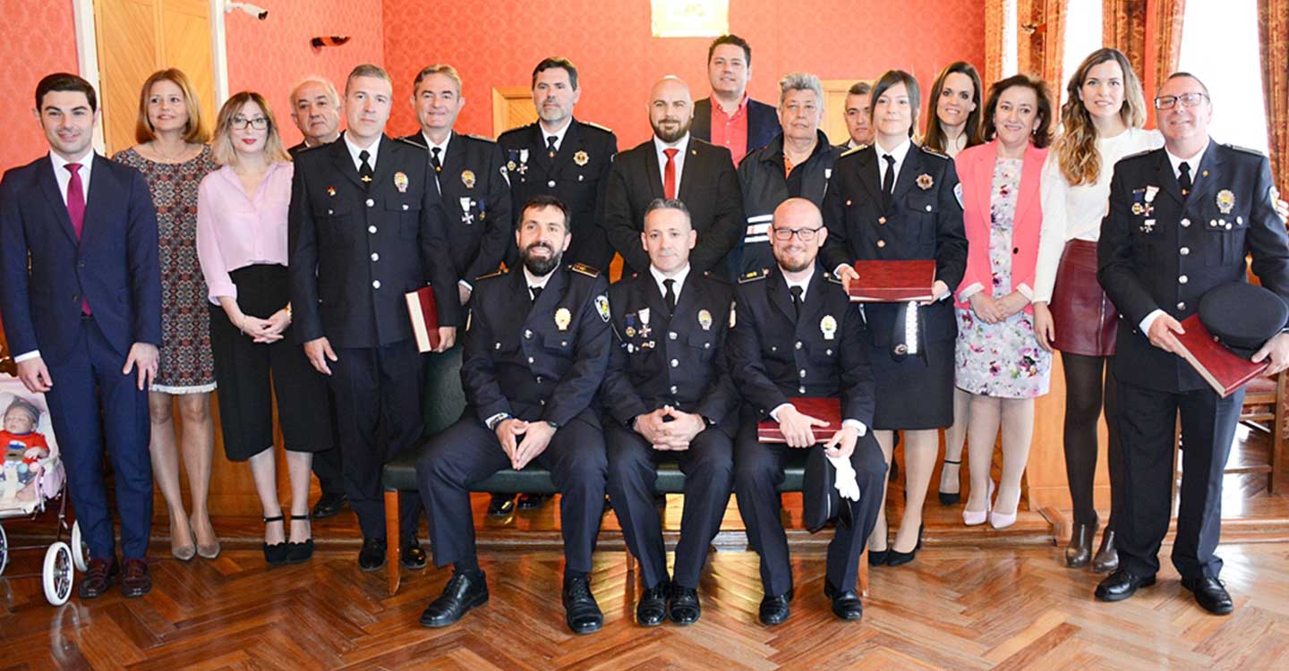 Protección Civil, Jesús Muñoz y el equipo “Delta” reconocidos por la Policía Local el día de su Patrón
