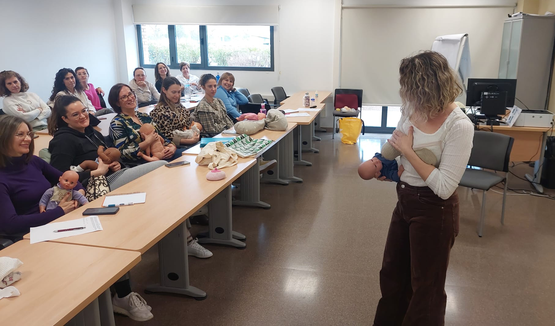 La Gerencia de Tomelloso promueve la salud materno-infantil con un curso de lactancia materna dirigido a profesionales sanitarios