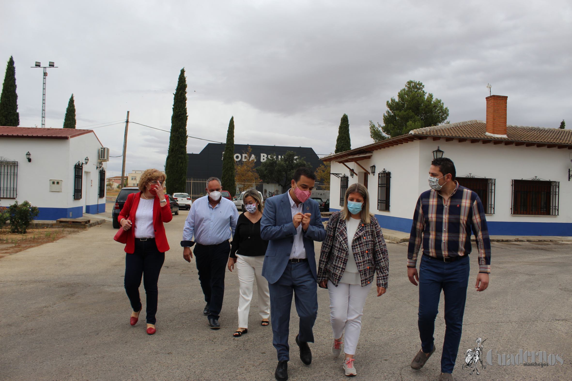Martínez Arroyo visita Vinícola de Tomelloso
