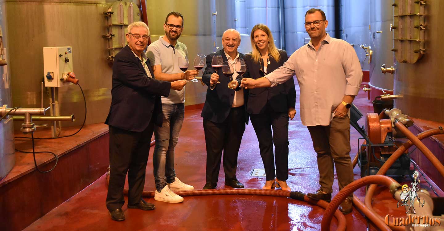 Bodegas Centro Españolas amplia su red de comercialización en dos nuevos países de América con sus vinos embotellados que ya están presentes en 38 mercados internacionales
