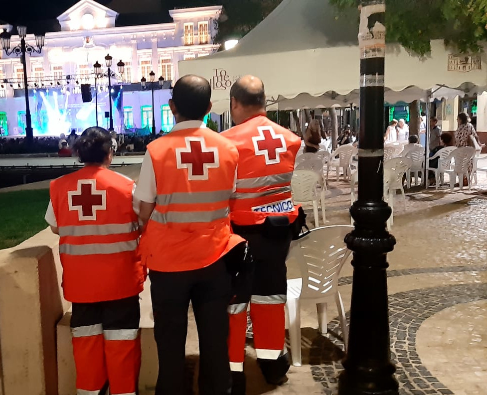 El voluntariado de Cruz Roja vela por la seguridad en la feria de Tomelloso
