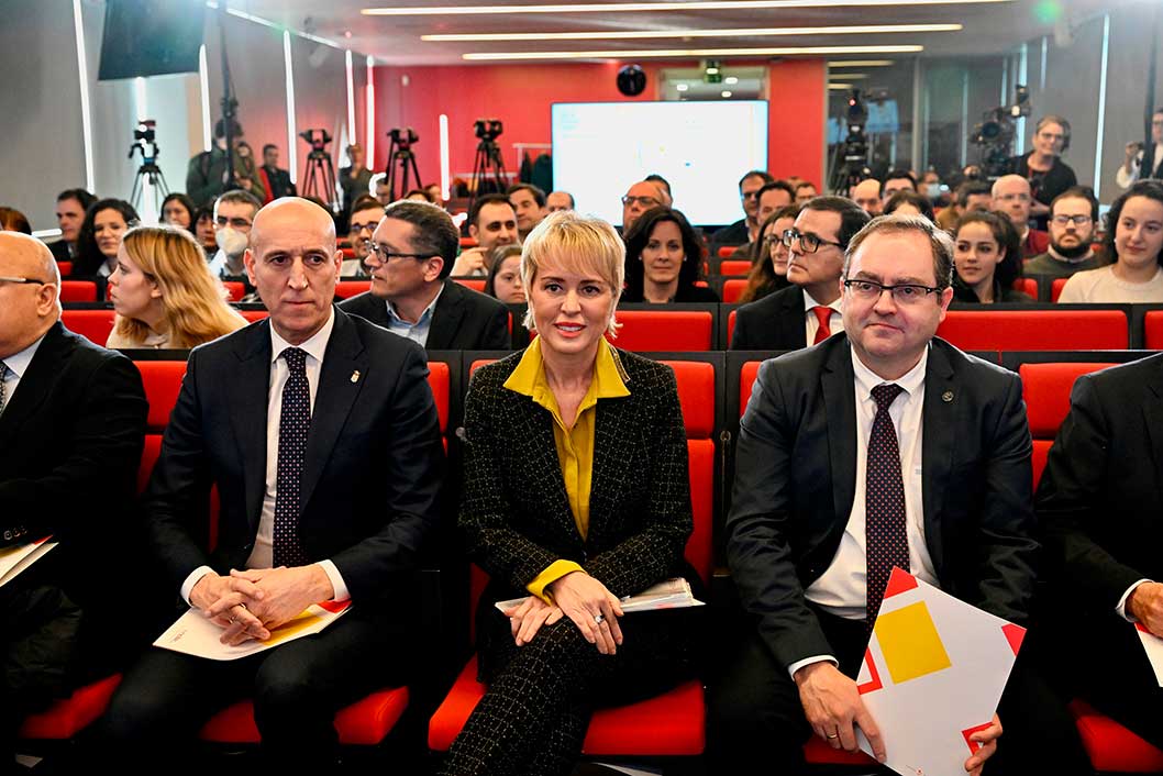 Carme Artigas apuesta por la ciberseguridad como motor de la transformación digital durante la inauguración del Día de Internet Segura 2023 