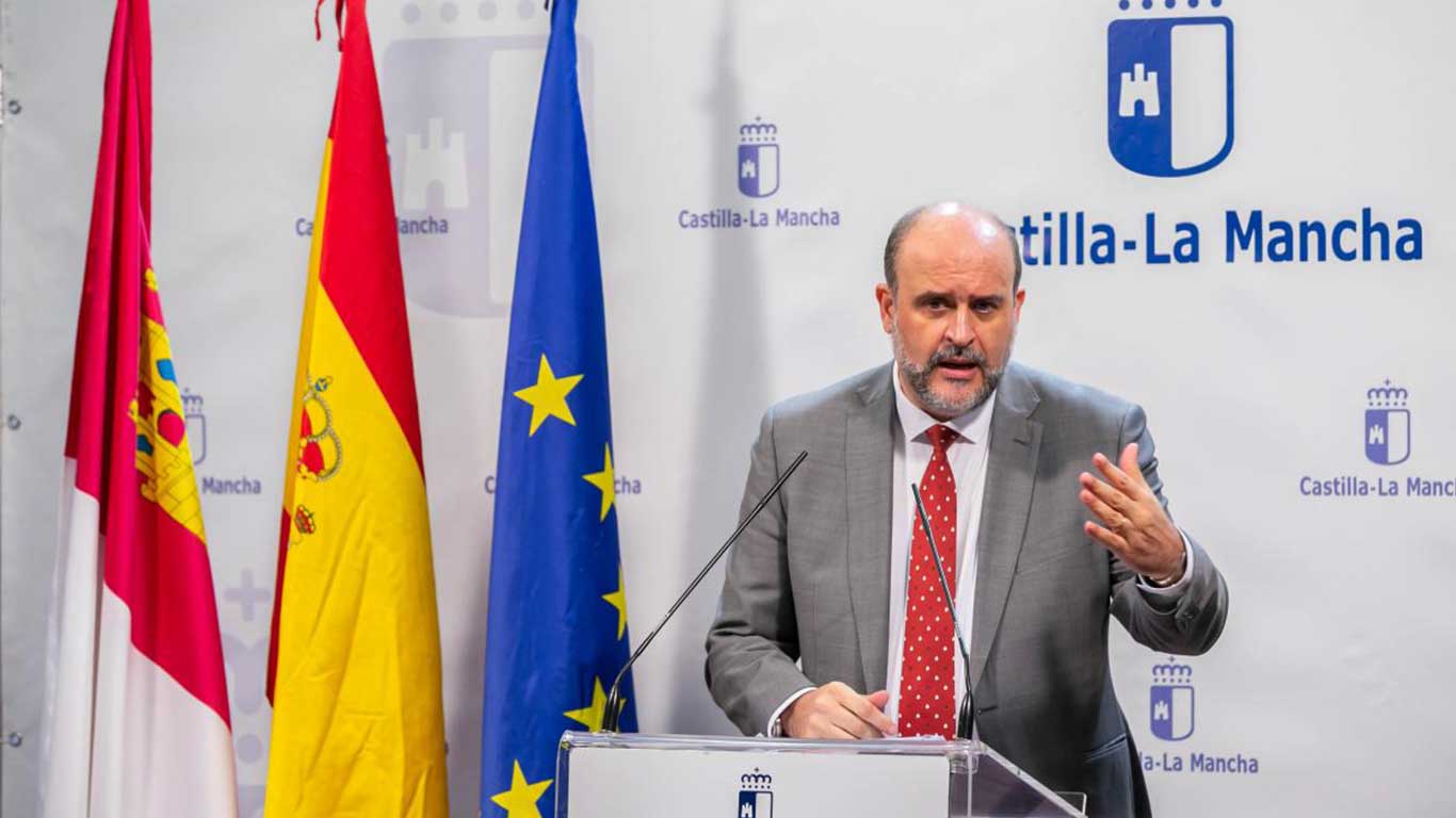 Castilla-La Mancha centrará su acción de gobierno tras la pandemia con una apuesta por los servicios públicos esenciales 