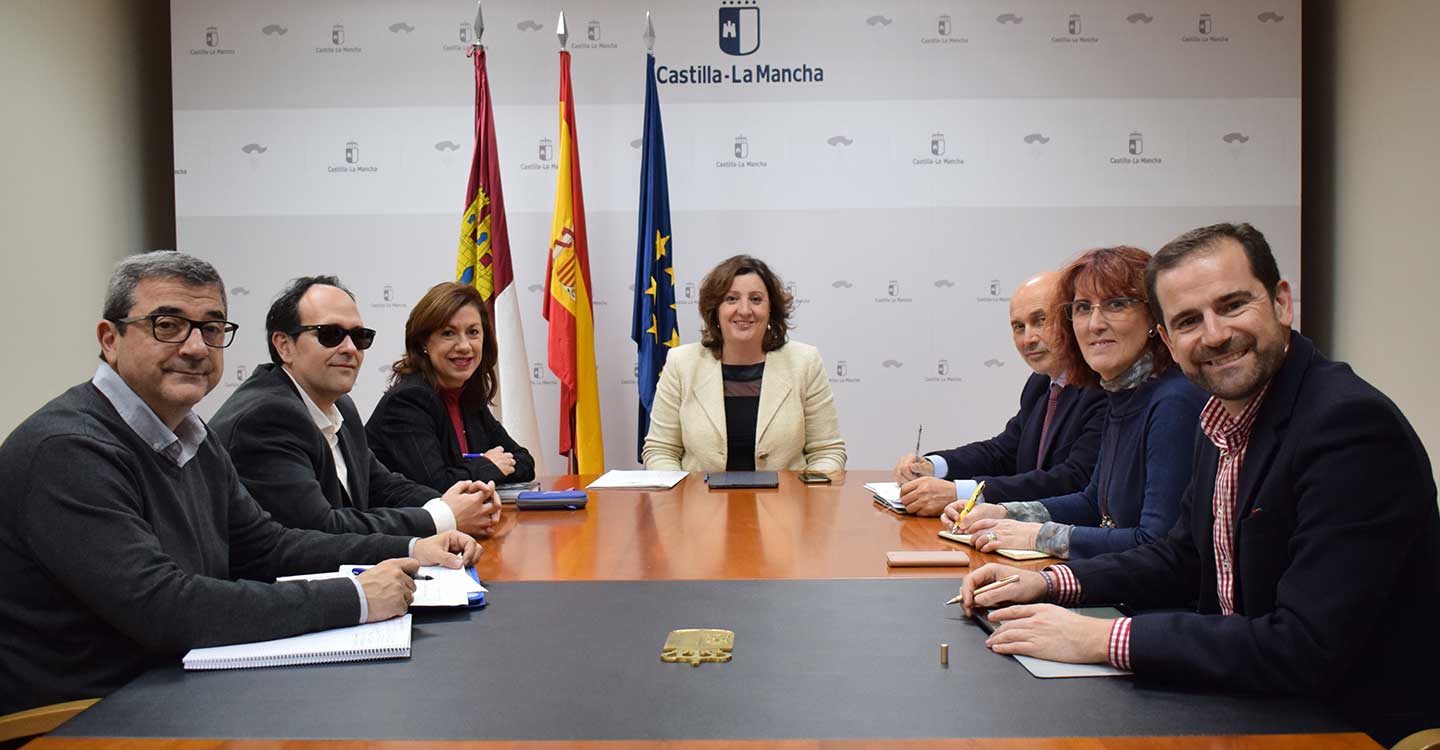 El Gobierno de Castilla-La Mancha y CERMI suman esfuerzos en la estrategia para favorecer el empleo de las personas con discapacidad