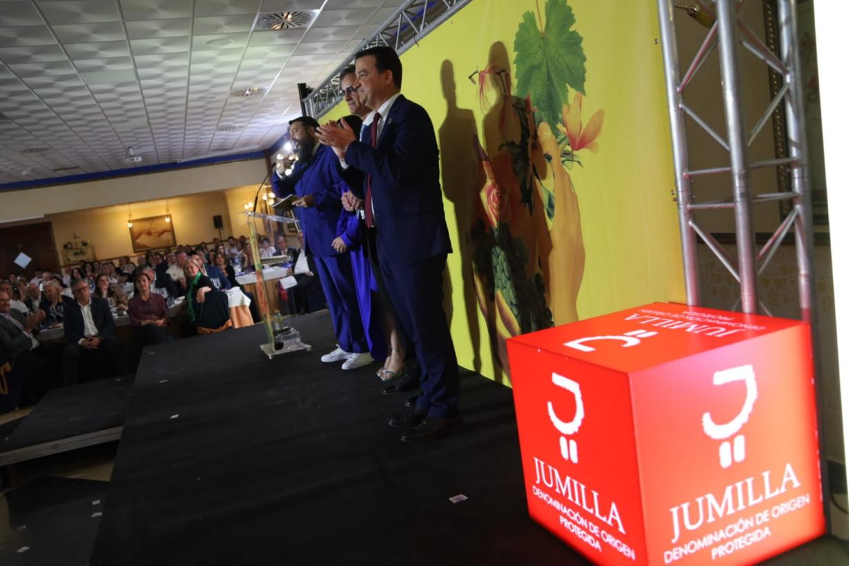 Castilla-La Mancha acompaña las bodegas y viticultores de la D.O. Jumilla en la entrega de premios a los mejores vinos 