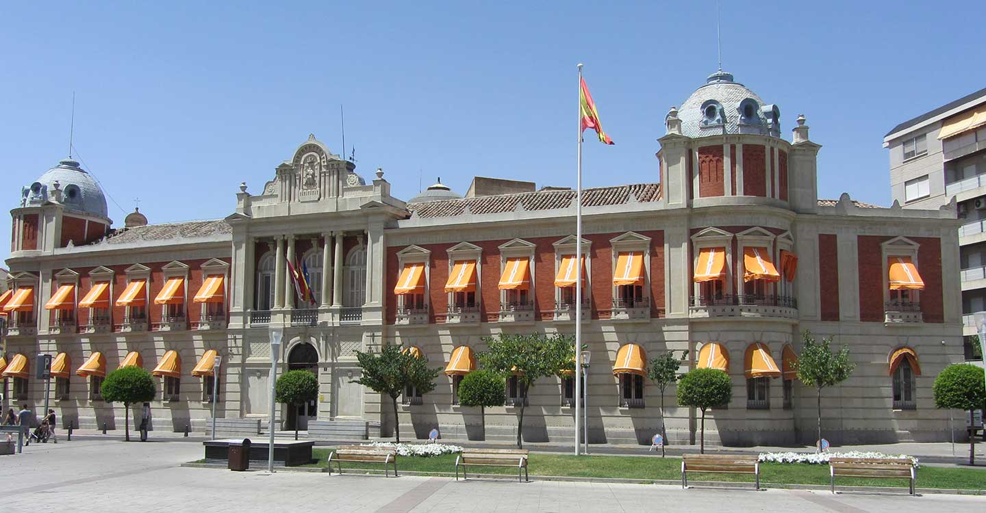 El BOP publica hoy que el servicio de recaudación amplía los plazos del cobro y flexibiliza el pago de impuestos y tasas municipales para ayudar a las familias afectadas por los efectos económicos del coronavirus 