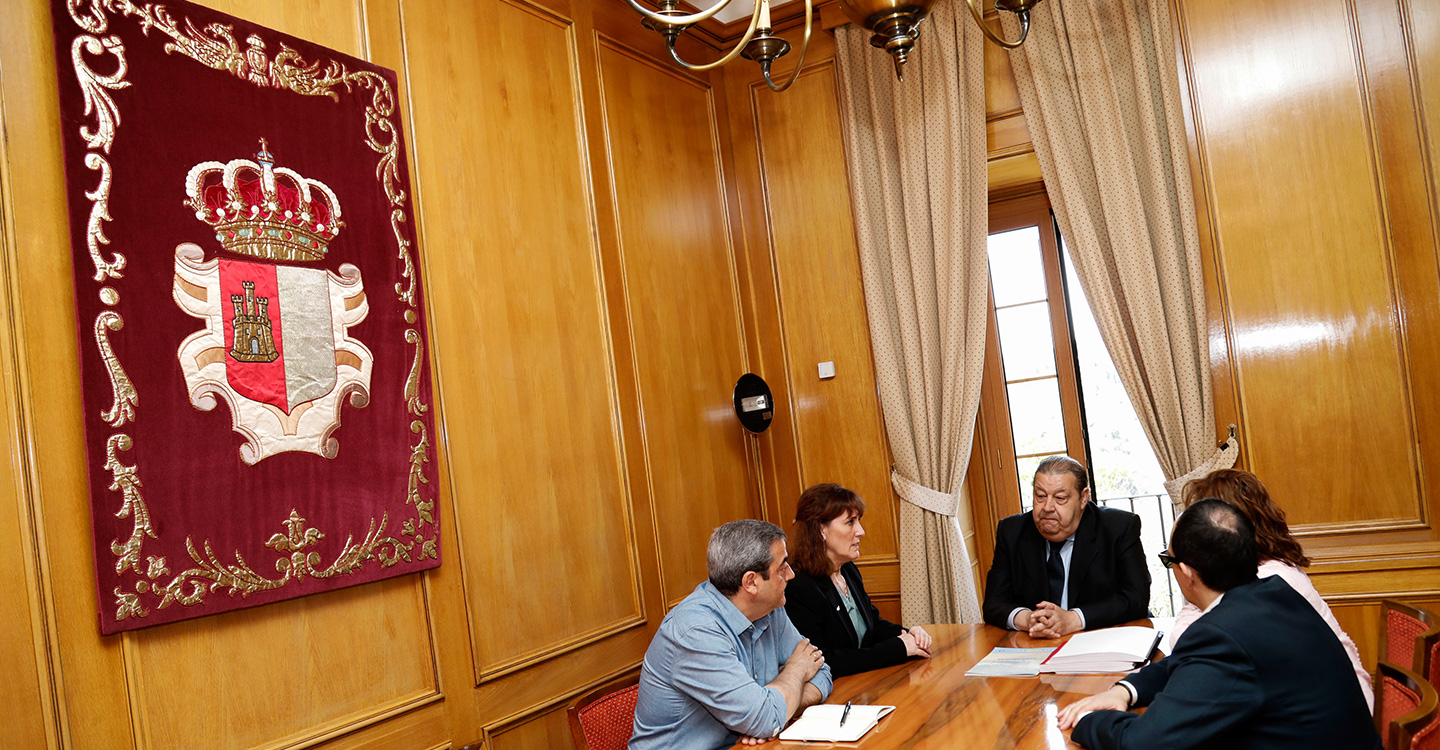 Las Cortes de Castilla-La Mancha celebran el Día Nacional de la Convención sobre los Derechos de las Personas con Discapacidad