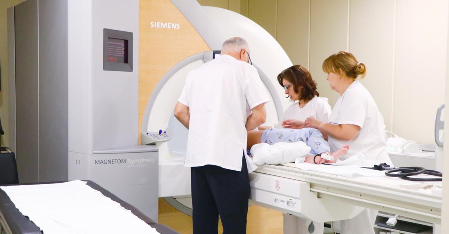 Los hospitales de Castilla-La Mancha han incrementado más de un 22% la actividad en resonancias magnéticas en lo que va de verano
