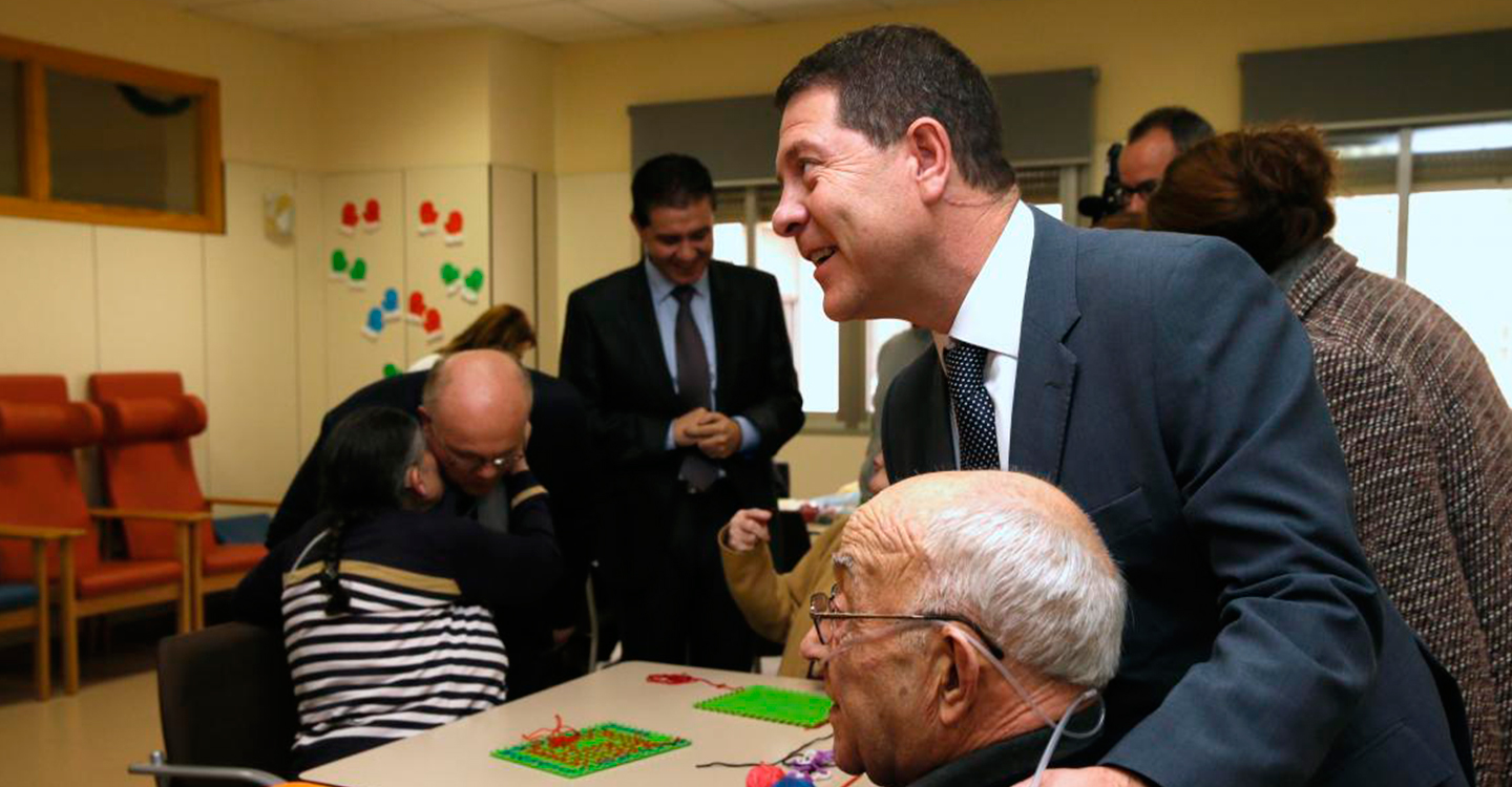 Artículo del presidente de Castilla-La Mancha, Emiliano García-Page, con motivo del Día Internacional del Alzheimer: "ConCiencia Social"