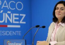 Los Reyes Magos le traen carbón a la consejera de Educación