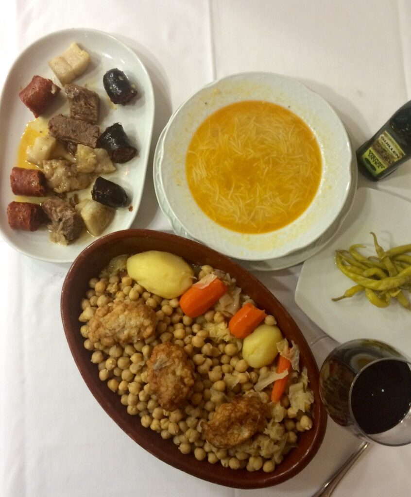 El cocido madrileño de Puerta Bisagra 1 cocidomadrileno bisagra 5 1