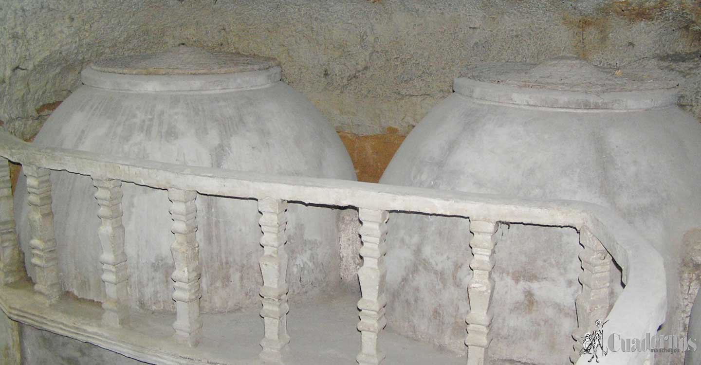 Cuevas de Tomelloso : De las tinajas de barro a las de cemento