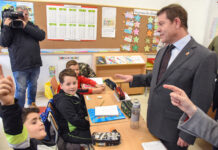 La educación: umbral y guía