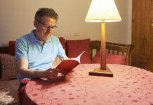 Homenaje al Poeta Eugenio Arce Lérida por las lindes de los días