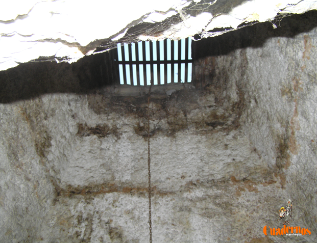 Lumbrera cueva de Tomelloso