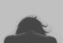 «Escribo estas líneas desde la soledad que deja la pérdida de un padre y una tía a la que se puede decir que era mi segunda madre»