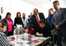 Castilla-La Mancha reparte 4.600 dispositivos para avanzar en la digitalización de la escuela rural