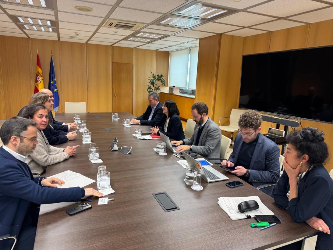 Castilla-La Mancha subraya su compromiso con los proyectos industriales que permitan avanzar en la autonomía estratégica del país