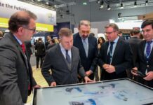 García-Page se marca como objetivo acercar la última tecnología sanitaria al paciente, a su casa, en los municipios más pequeños