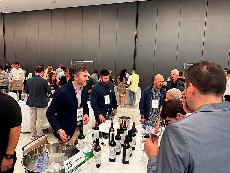 Peñín celebra su 6ª edición en Málaga con una exclusiva selección de bodegasespañolas y francesas