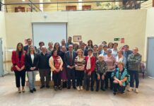 Ruiz Molina, inaugura en Villacañas el primer taller “Igualdad digital, mayores conectados”