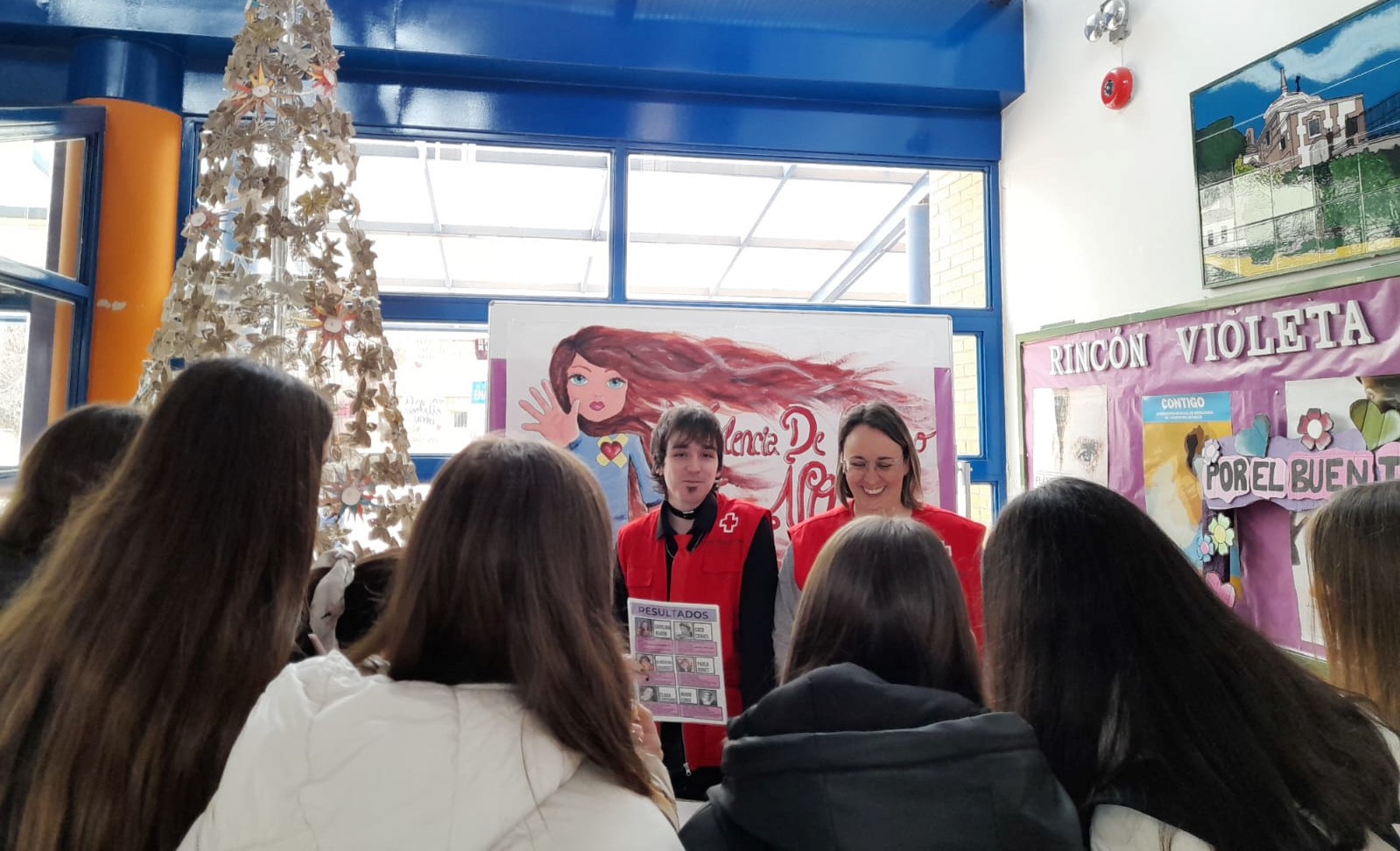 Cruz Roja Española y Cruz Roja Juventud conmemoran el 8M bajo el lema “Más mujeres liderando”