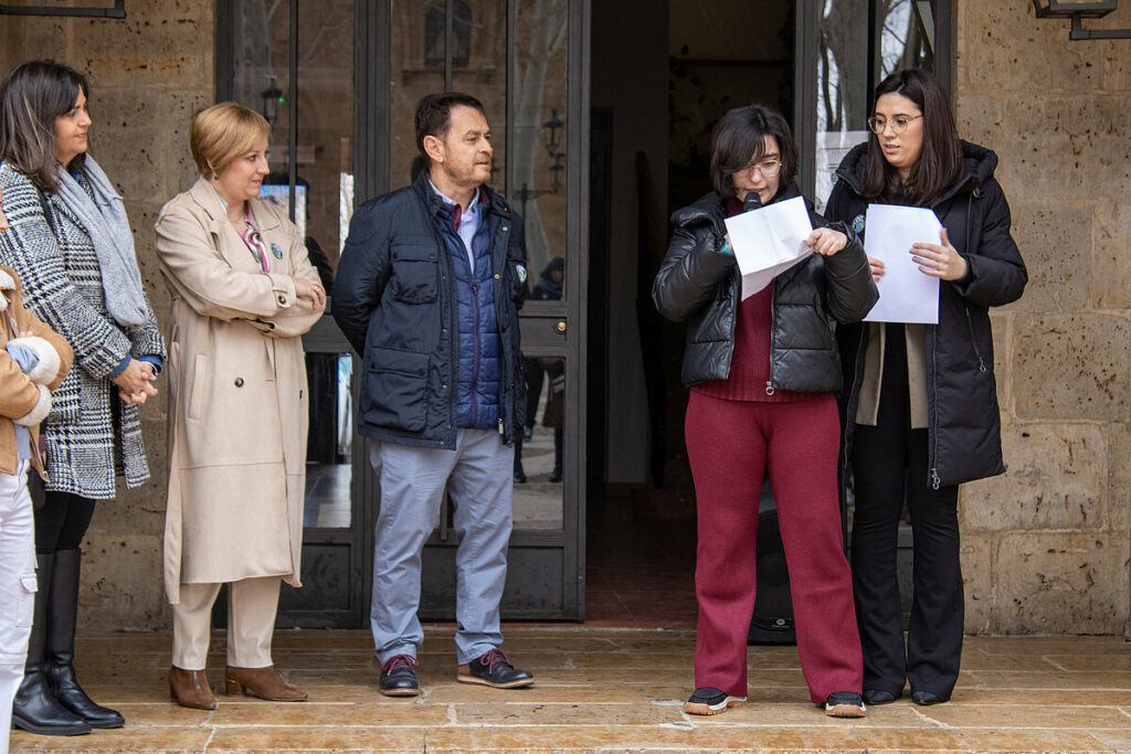 argamasilladealbadiamujer 20