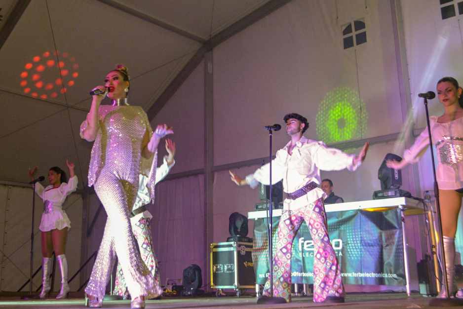 Gran espectáculo el ofrecido por Bibi Malone este pasado martes en el Carnaval de Tomelloso