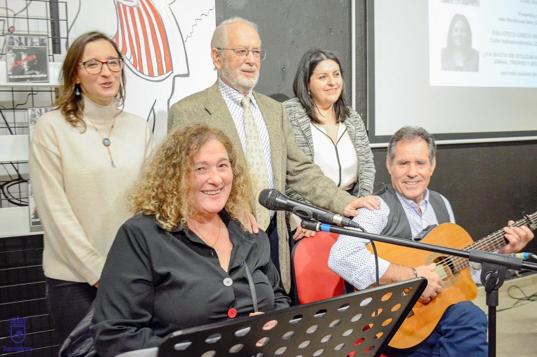 La Biblioteca de Tomelloso acoge la presentación del libro “El Dossier de las mujeres sin rostro”