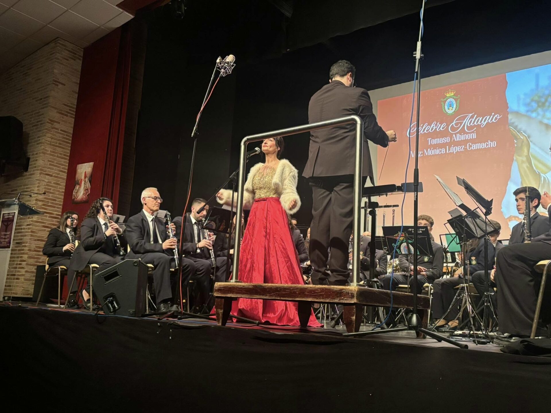 La AM Santa Cecilia preludia la Semana Santa de Calzada de Calatrava con el exitoso concierto cofrade ‘Sones de pasión’