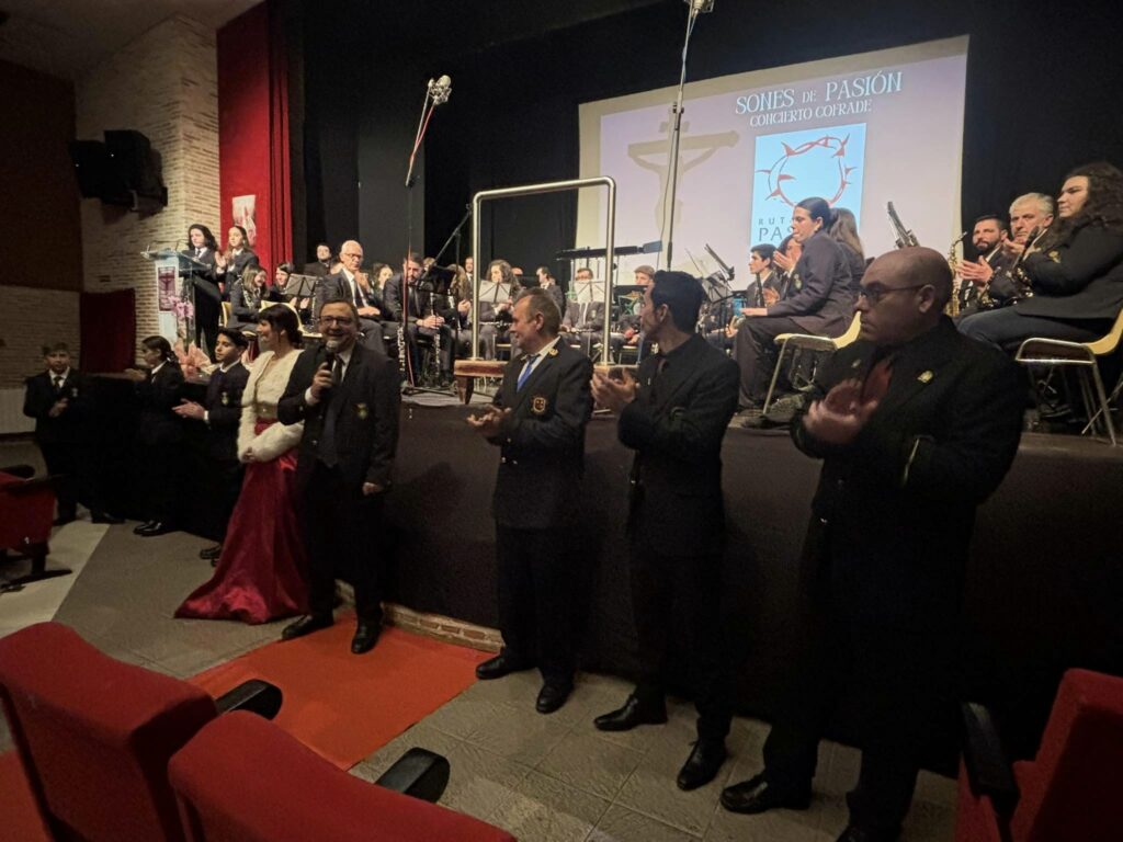 La AM Santa Cecilia preludia la Semana Santa de Calzada de Calatrava con el exitoso concierto cofrade ‘Sones de pasión’