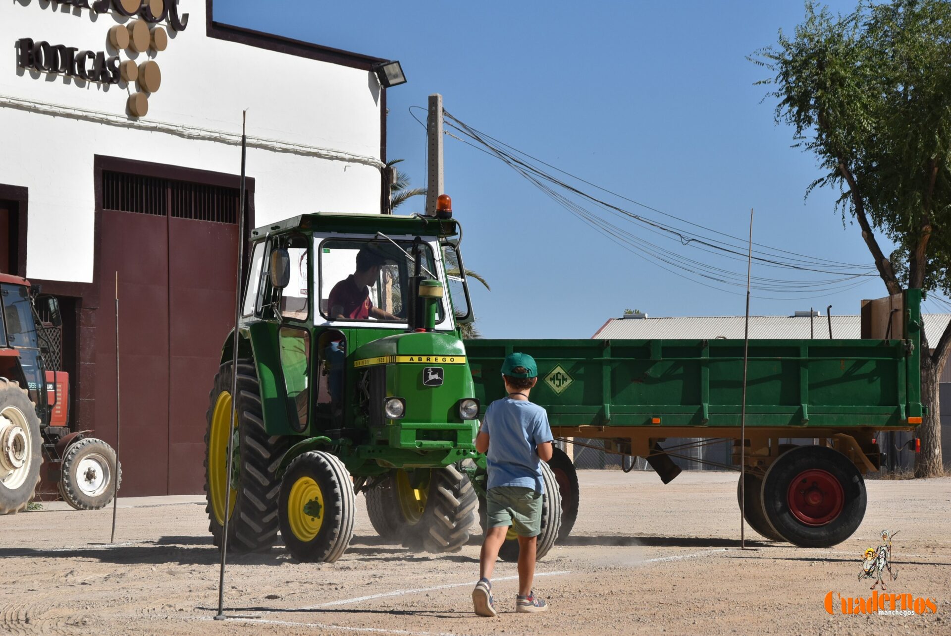 Los Concursos de arada y de habilidad con tractor y remolque de la Romería de Tomelloso se celebrarán el 26 de abril
